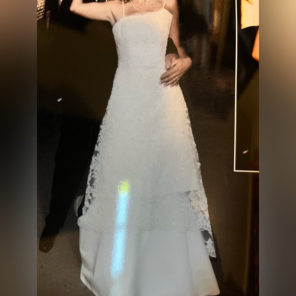 Wedding dress, removable under-skirt, Alfred Angelo, worn once, size 6 - Picture 1 of 15